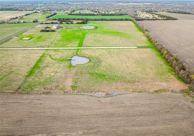 Homes for sale in Blossom, TX | 83 Private Road 142025, Blossom, TX 75416 | MLS# 21268585