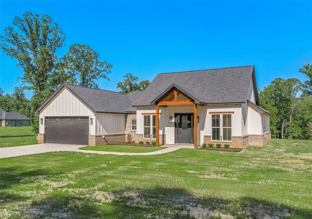 Photo 3 of Single family home for sale at 2643 Germantown Rd, Minden, LA 71055 | MLS# 21266987 | Listing updated on 2026-08-31