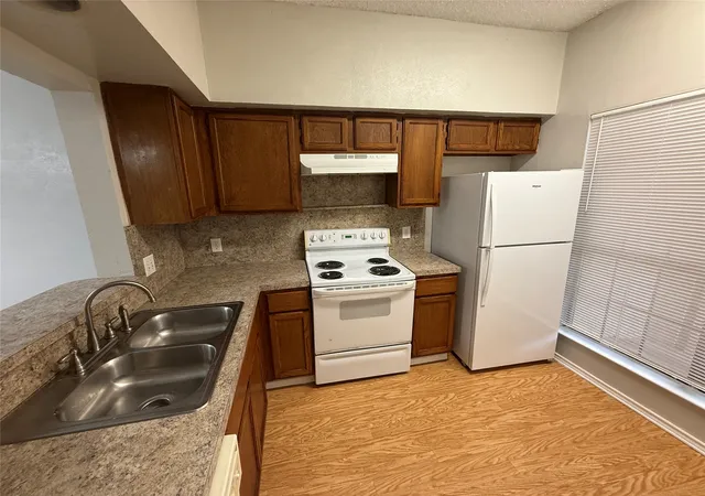 Photo 3 of Condo for sale at 9601 Forest Ln #414, Dallas, TX 75243 | MLS# 21268646 | Listing updated on 2026-07-15