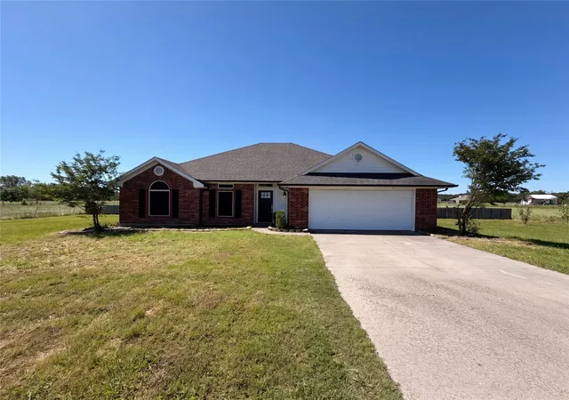 Photo 1 of Single family home for sale at 3499 Fm 1564, Greenville, TX 75402 | MLS# 21268590 | Listing updated on 2026-09-24