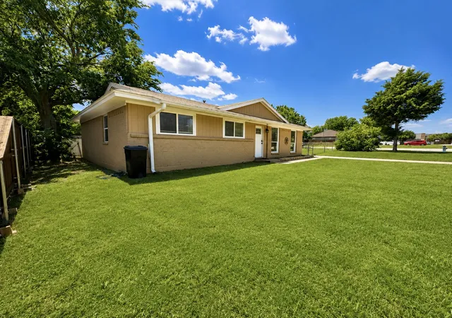 Homes for sale in Duncanville, TX | 730 Rolling Ridge Ln, Duncanville, TX 75116 | MLS# 21259236