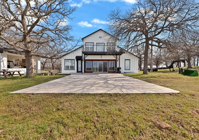Homes for sale in Forestburg, TX | 1091 County Road 345, Forestburg, TX 76239 | MLS# 21268733