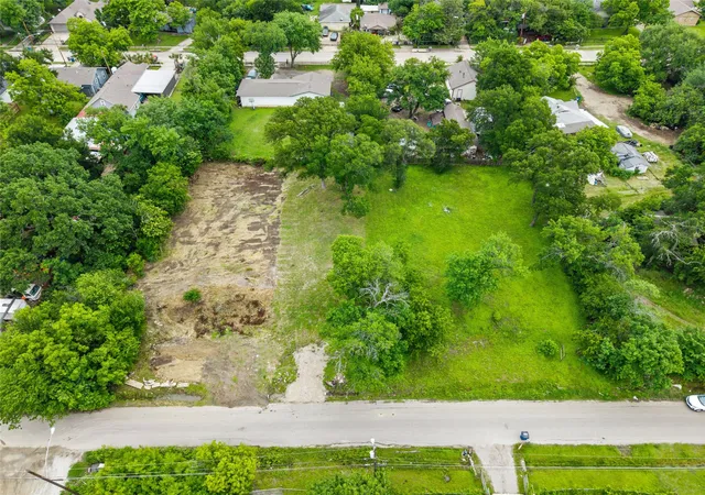 Photo 4 of Land for sale at 2434 Tallyho Ln, Dallas, TX 75212 | MLS# 21266923 | Listing updated on 2026-07-22