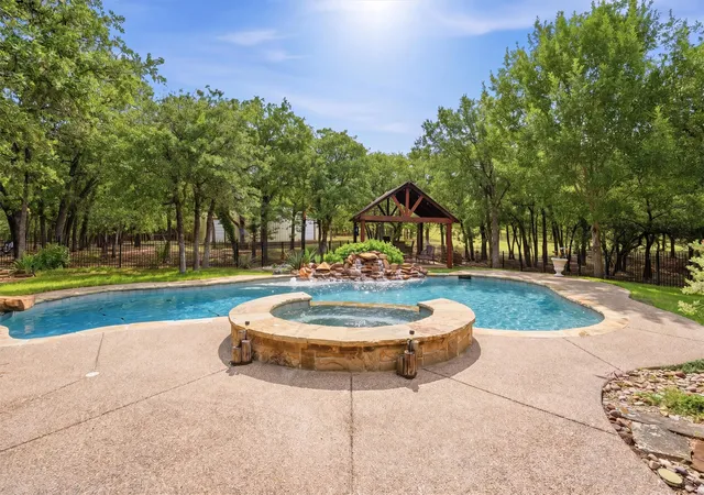 Photo 2 of Single family home for sale at 705 Boling Ranch Rd, Azle, TX 76020 | MLS# 21266456 | Listing updated on 2026-10-01