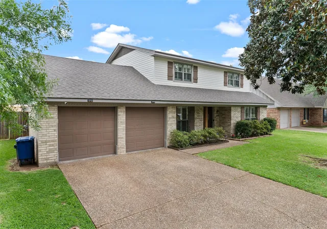 Photo 1 of Single family home for sale at 524 Rock Hollow Dr, Shreveport, LA 71115 | MLS# 21267610 | Listing updated on 2026-07-16