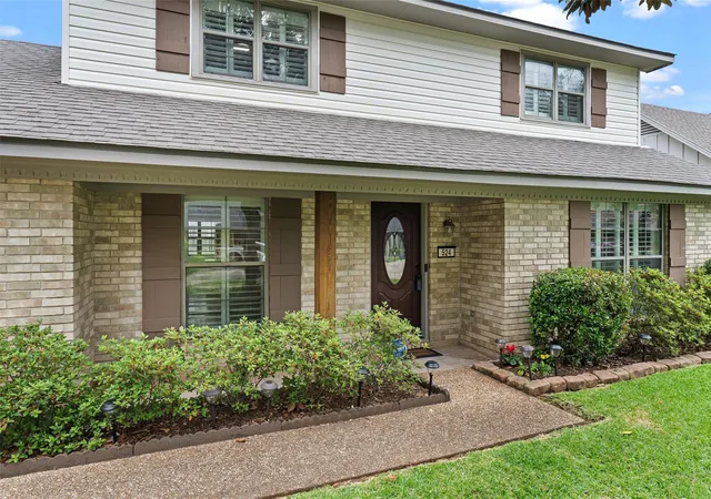 Photo 2 of Single family home for sale at 524 Rock Hollow Dr, Shreveport, LA 71115 | MLS# 21267610 | Listing updated on 2026-07-16
