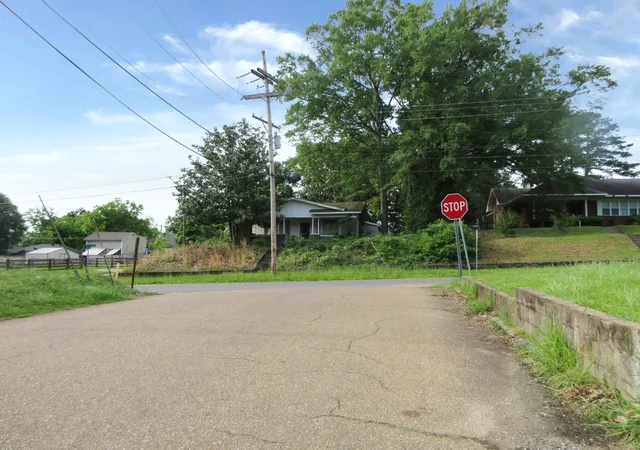 Homes for sale in Homer, LA | 605 W 4th St, Homer, LA 71040 | MLS# 21268862