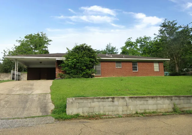Homes for sale in Homer, LA | 605 W 4th St, Homer, LA 71040 | MLS# 21268862