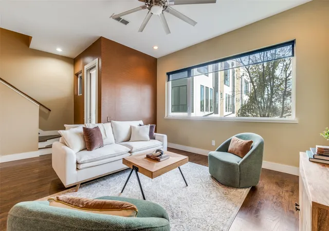 2nd image of 4610 Steel St, Dallas, TX 75219 | MLS# 21268727