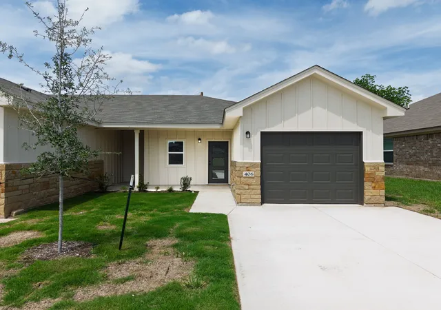 Photo 1 of Townhouse for sale at 406 W Avenue C #C, Copperas Cove, TX 76522 | MLS# 21230131 | Listing updated on 2026-08-26