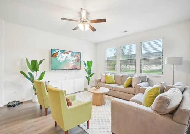 5th image of 2805 Brazos Dr, Little Elm, TX 75068 | MLS# 21268340