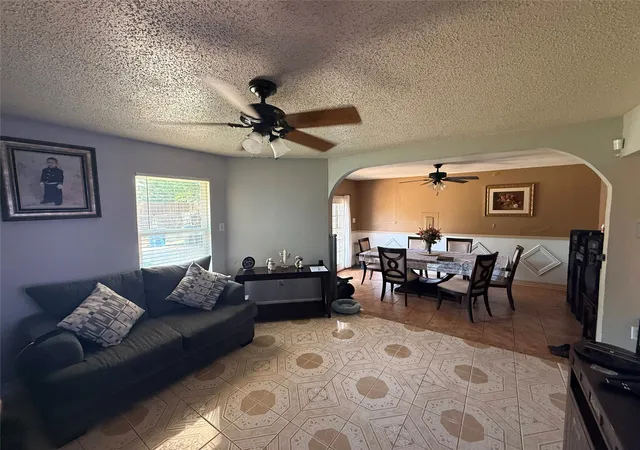 Photo 3 of Sale Pending at 10611 Tandem Trl, Dallas, TX 75217 | MLS# 21268952 | Listing updated on 2026-07-22