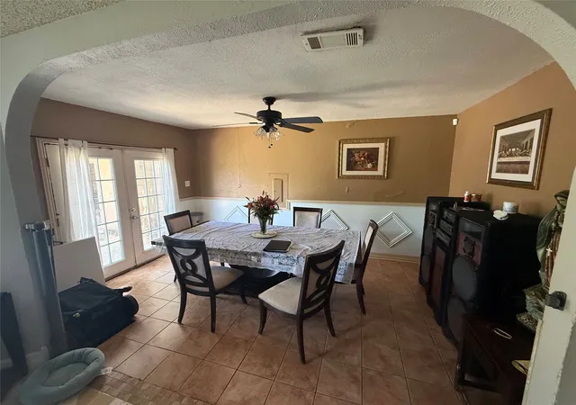 Photo 4 of Sale Pending at 10611 Tandem Trl, Dallas, TX 75217 | MLS# 21268952 | Listing updated on 2026-07-22
