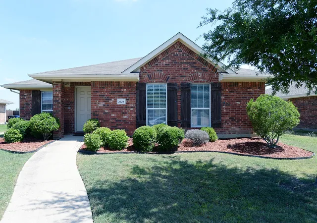 Photo 1 of Single family home for sale at 3924 Palace Pl, Frisco, TX 75033 | MLS# 21268998 | Listing updated on 2026-07-24