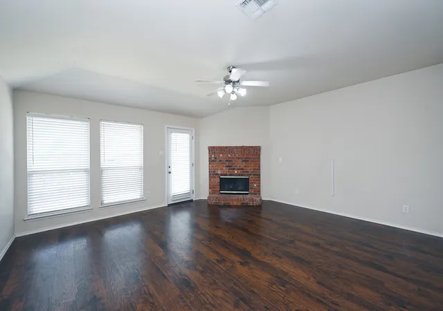 Photo 3 of Single family home for sale at 3924 Palace Pl, Frisco, TX 75033 | MLS# 21268998 | Listing updated on 2026-07-24