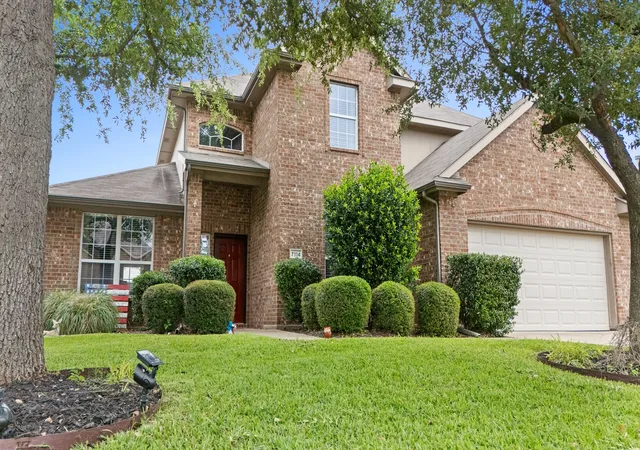 Photo 3 of Single family home for sale at 7114 Bickers Dr, Rowlett, TX 75089 | MLS# 21268726 | Listing updated on 2026-07-05