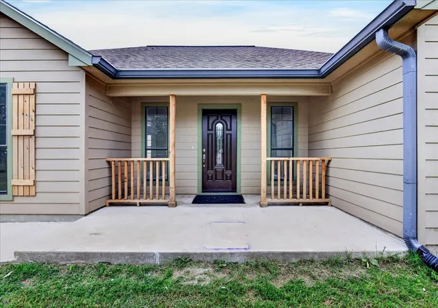 Homes for sale in Kemp, TX | 16001 County Road 4052, Kemp, TX 75143 | MLS# 21269048