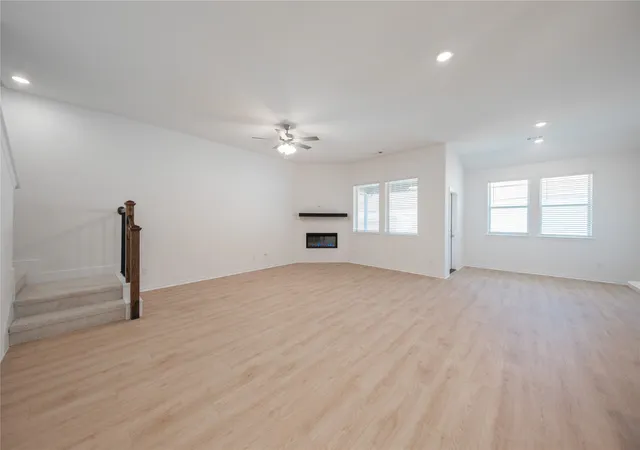 Photo 3 of Single family home for sale at 3052 Hollybrook Ln, Anna, TX 75409 | MLS# 21269139 | Listing updated on 2026-09-23