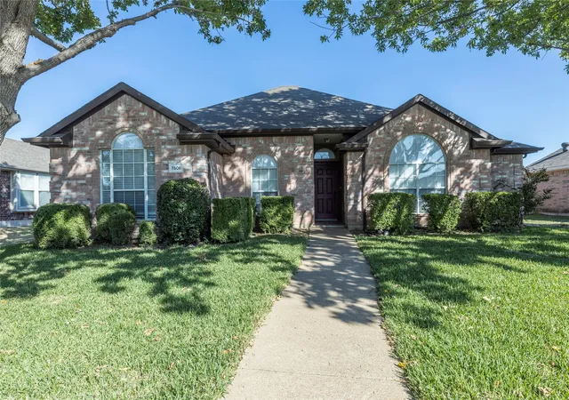 Homes for sale in Rowlett, TX | 7506 Normandy Rd, Rowlett, TX 75089 | MLS# 21260334