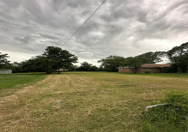 Photo 3 of Land for sale at 316 E Davis St, Howe, TX 75459 | MLS# 21269162 | Listing updated on 2026-09-07