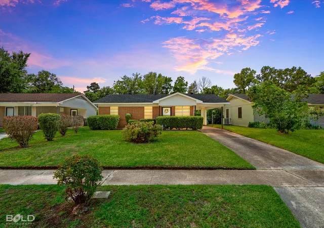 Photo 2 of Single family home for sale at 541 Sally Ann Dr, Shreveport, LA 71106 | MLS# 21265516 | Listing updated on 2026-07-28