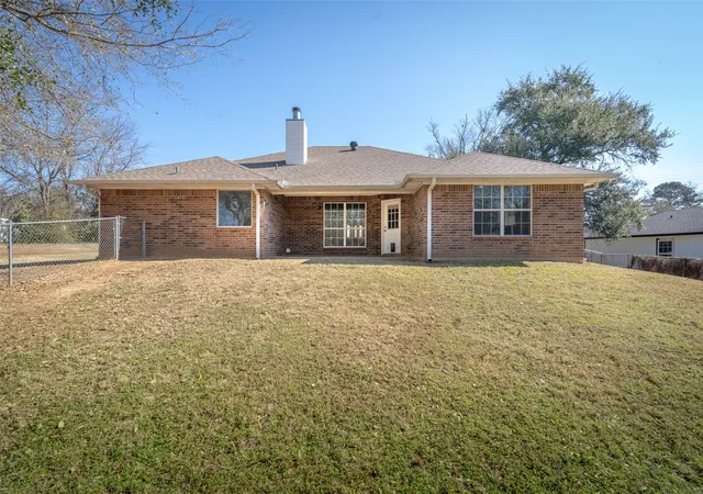 Homes for sale in Gladewater, TX | 103 Lyle St, Gladewater, TX 75647 | MLS# 21269268
