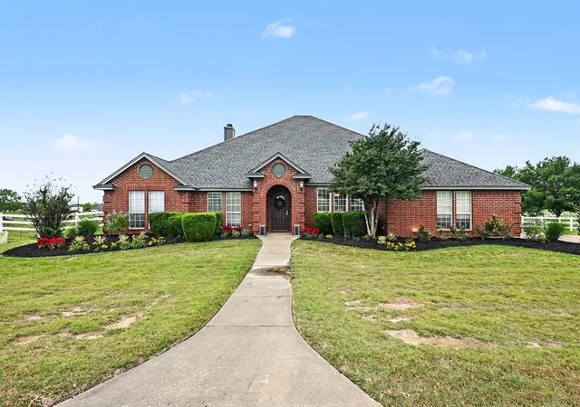 Photo 1 of Sale Pending at 13901 Northwest Ct, Haslet, TX 76052 | MLS# 21261342 | Listing updated on 2026-08-17
