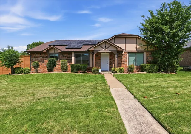 1st image of 933 Purcell Dr, Plano, TX 75025 | MLS# 21269406