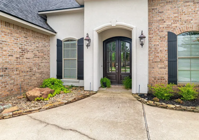 2nd image of 684 Picketts Mill Dr, Shreveport, LA 71115 | MLS# 21269465