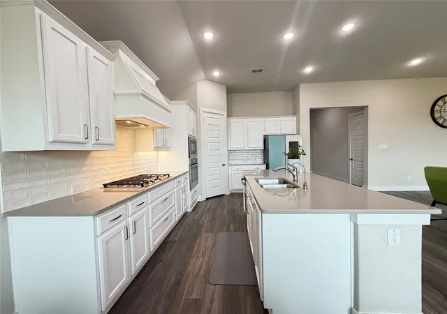Photo 4 of Single family home for sale at 5873 Turner May Dr, Fort Worth, TX 76126 | MLS# 21265357 | Listing updated on 2026-07-20