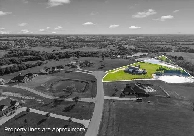 2nd image of 356 Bold Springs Ct, West, TX 76691 | MLS# 21238711