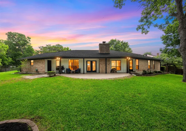 Photo 1 of Single family home for sale at 3241 Village Park Dr, Waco, TX 76708 | MLS# 21269513 | Listing updated on 2026-09-26