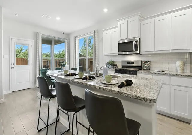 Homes for sale in Grandview, TX | 625 Harvey St, Grandview, TX 76050 | MLS# 21267635