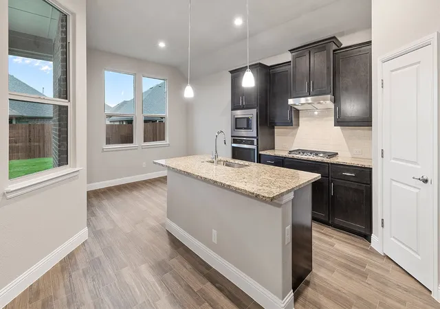 Photo 4 of Sale Pending at 10424 Palmetto St, Grand Prairie, TX 76065 | MLS# 21267721 | Listing updated on 2026-07-06
