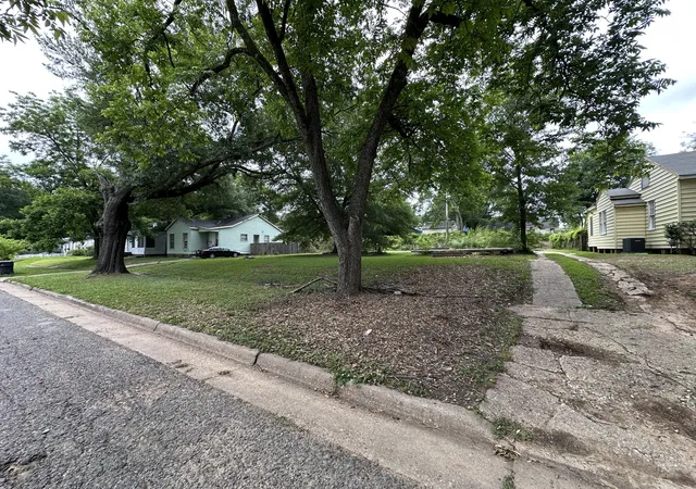 Photo 2 of Land for sale at 123 E Prospect St, Shreveport, LA 71104 | MLS# 21269658 | Listing updated on 2026-07-07