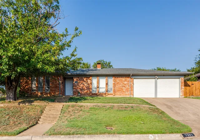 Homes for sale in Fort Worth, TX | 7501 Trimble Dr, Fort Worth, TX 76134 | MLS# 21269660