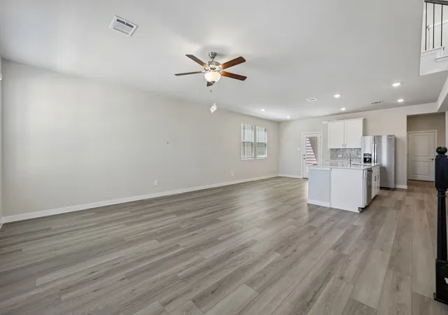 Photo 3 of Sale Pending at 2729 Kobuk Dr, Denton, TX 76210 | MLS# 21268834 | Listing updated on 2026-09-01