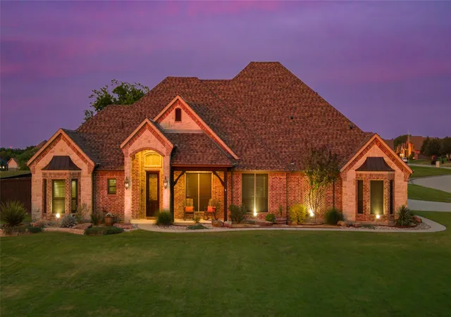 Photo 2 of Single family home for sale at 3031 Hillview Dr, Royse City, TX 75189 | MLS# 21257192 | Listing updated on 2026-07-20