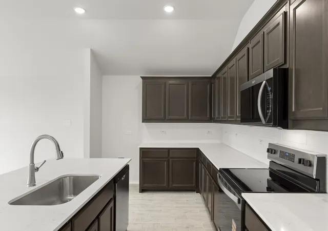 Photo 3 of Single family home for sale at 8108 Kingfisher Rd, Aubrey, TX 76227 | MLS# 21269718 | Listing updated on 2026-10-08