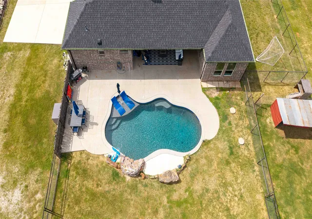 Homes for sale in Paradise, TX | 294 County Road 3386, Paradise, TX 76073 | MLS# 21267102