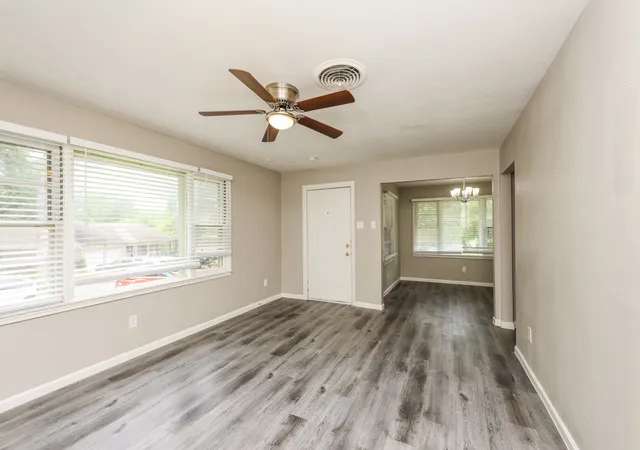 5th image of 2346 Rexlawn Dr, Dallas, TX 75227 | MLS# 21268868