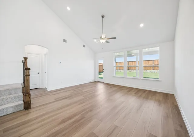 Photo 4 of Sale Pending at 1433 Corleone Ln, Celina, TX 75009 | MLS# 21269782 | Listing updated on 2026-09-23