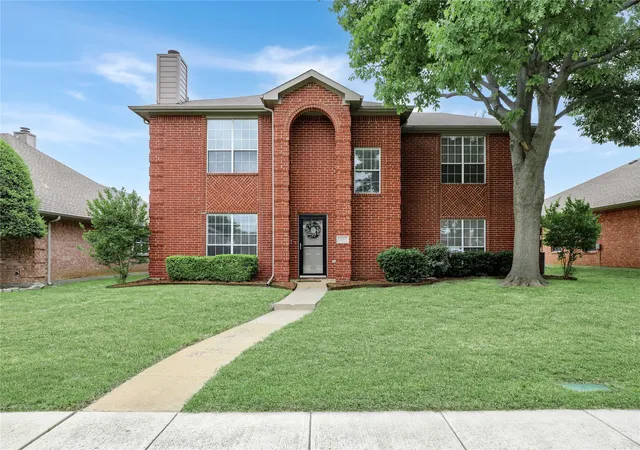 Photo 1 of Sale Pending at 11317 Canoe Rd, Frisco, TX 75035 | MLS# 21268889 | Listing updated on 2026-08-29