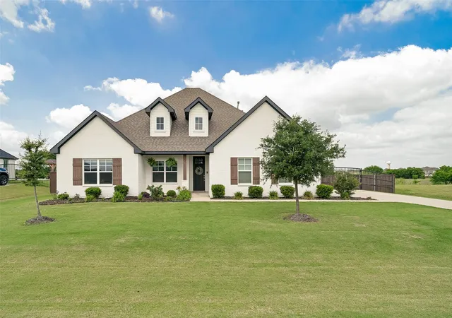 Photo 1 of Sale Pending at 9424 Wildcat Rdg, Godley, TX 76044 | MLS# 21269612 | Listing updated on 2026-07-28