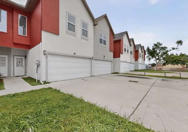Homes for sale in Seagoville, TX | 226 Heritage Ct, Seagoville, TX 75159 | MLS# 21261244