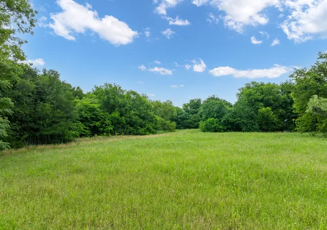 Photo 1 of Land for sale at Tbd S Davis St, Hillsboro, TX 76645 | MLS# 21263298 | Listing updated on 2026-07-25