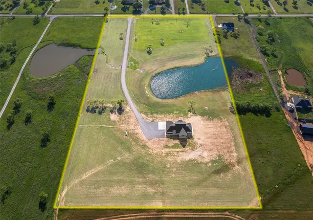 Photo 2 of Single family home for sale at 2311 Parker Rd, Wichita Falls, TX 76310 | MLS# 21269576 | Listing updated on 2026-08-28