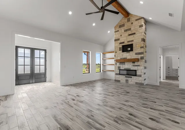 Photo 4 of Single family home for sale at 2311 Parker Rd, Wichita Falls, TX 76310 | MLS# 21269576 | Listing updated on 2026-08-28