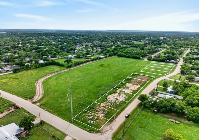 Homes for sale in Mineral Wells, TX | Lot 1 R Blk 3 Se 85 St, Mineral Wells, TX 76067 | MLS# 21270096