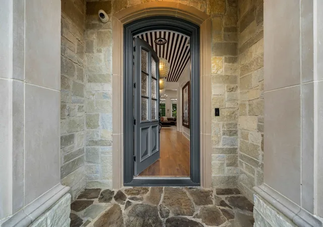 Photo 3 of Single family home for sale at 6404 Drawbridge Ln, Plano, TX 75024 | MLS# 21269063 | Listing updated on 2026-08-22